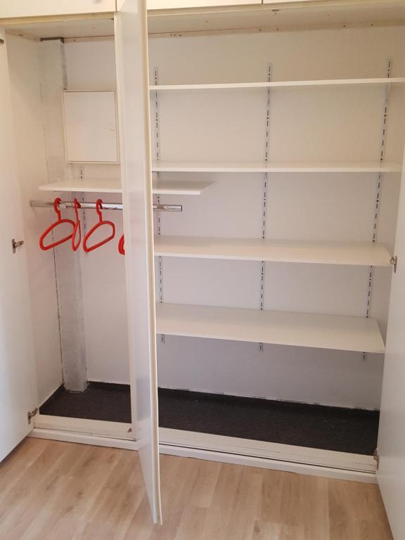 City Apartment & Lift room 5